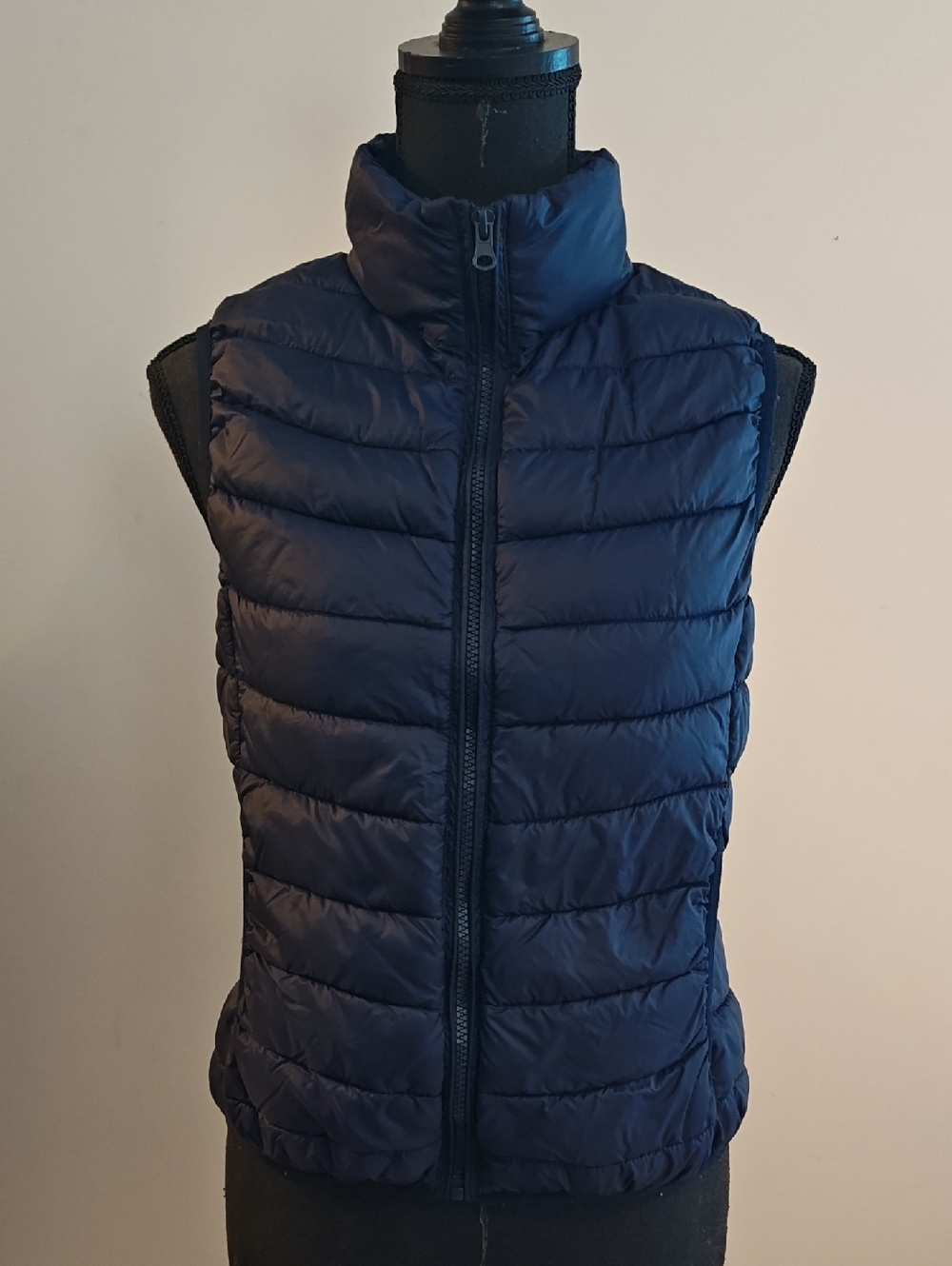 Classic Women's Navy Quilted Puffer Vest